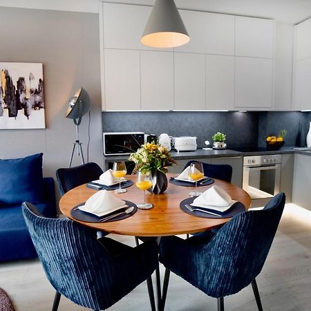 Suiteangel - Luxury Design Condo With Free Garage Budapest Eksteriør bilde