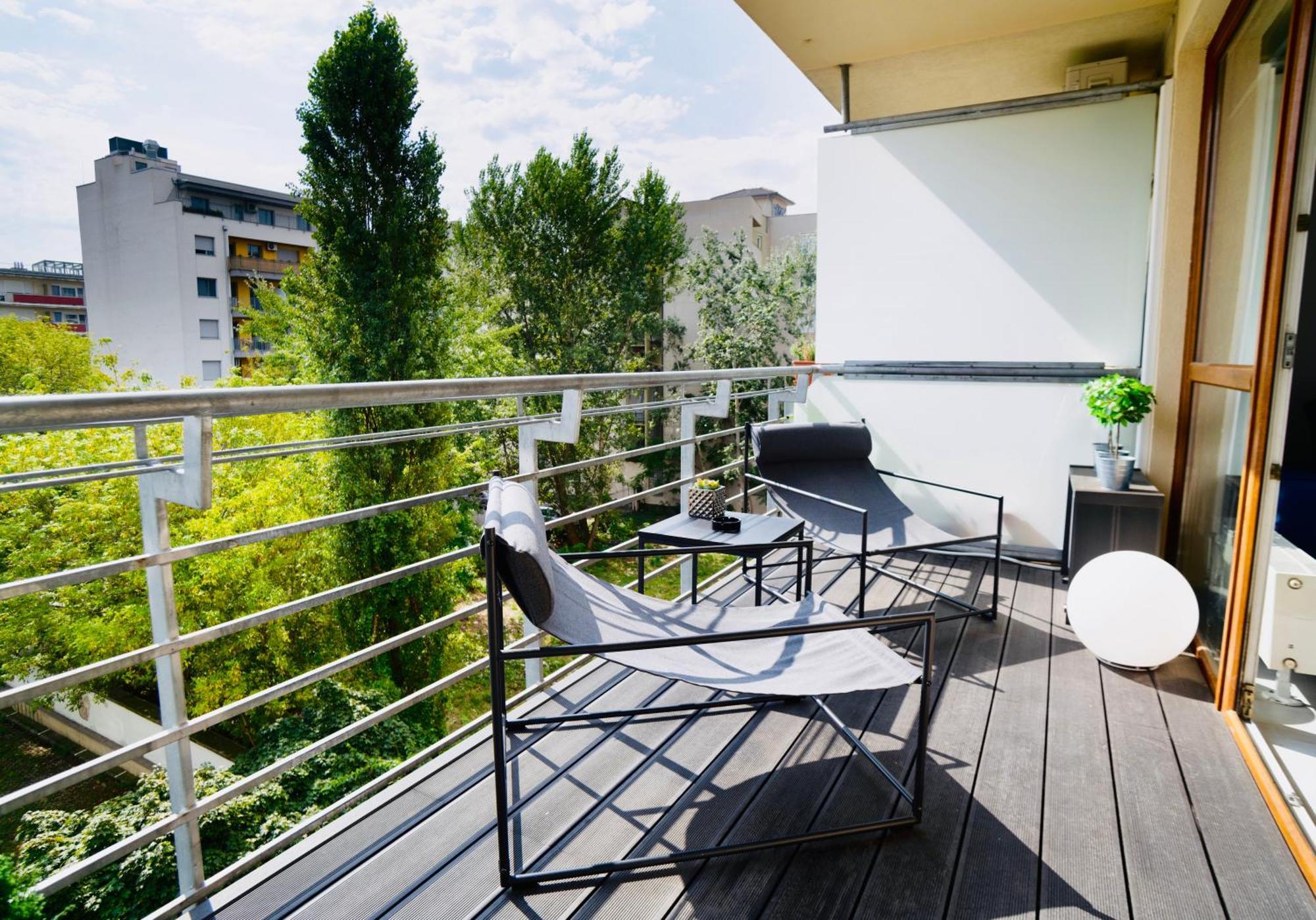 Suiteangel - Luxury Design Condo With Free Garage Budapest Eksteriør bilde